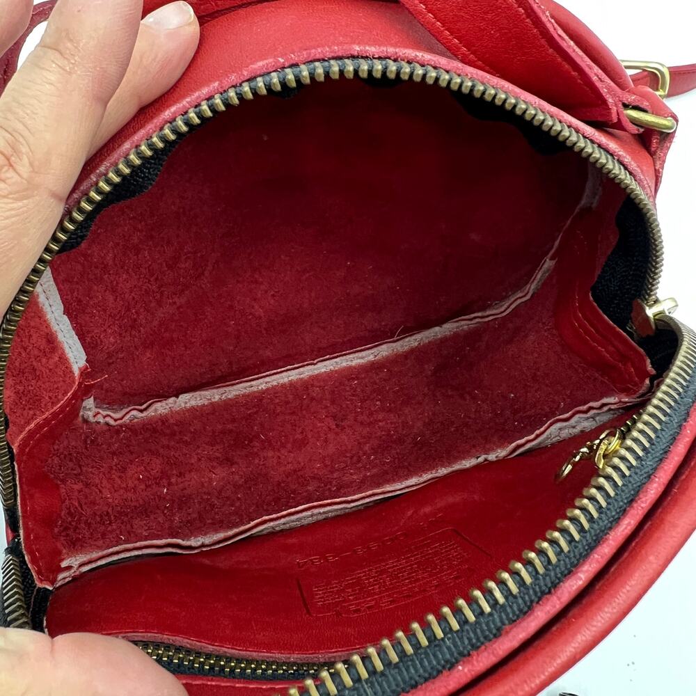 Vintage Coach Chester Canteen Crossbody Red Leather Bag 9901 - Picture 5 of 11